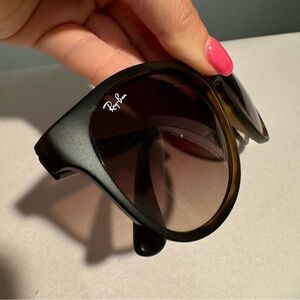 Ray-Ban Unisex Round Double Bridge Sunglasses in Tortoise